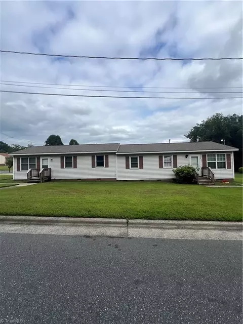 1600 Ridgewood Ave, Greensboro, NC 27405
