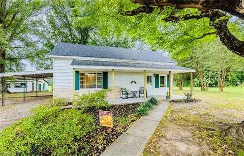 2180 Mayfield Rd, Ruffin, NC 27326