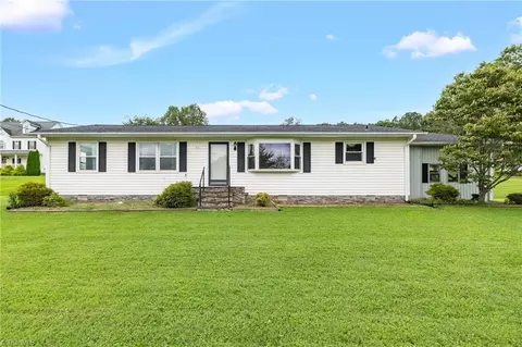 109 Calloway Rd, King, NC 27021 photo 1
