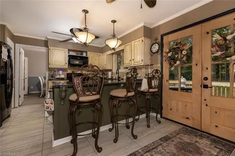 Entry Way - 4709 Riverview Dr, Trinity, NC 27370 photo 2 of 6