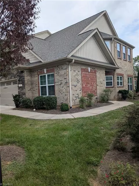 405 Zurich Ct, Winston Salem, NC 27127