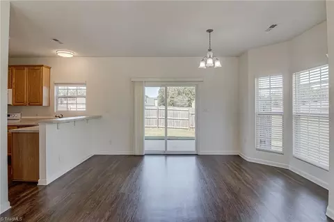 1257 Silverstone Ct, High Point, NC 27265 photo 8