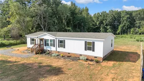 3428 Weeden St, Staley, NC 27355 photo 3