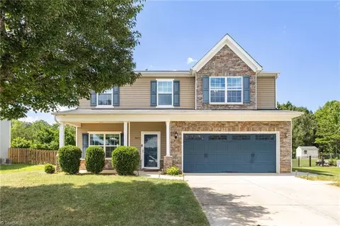 5419 Broadleaf Rd, Summerfield, NC 27358