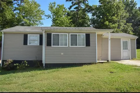 720 Eden Ter, Archdale, NC 27263