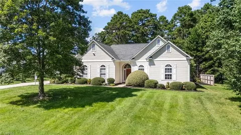 285 Reedy Creek Ct, Lexington, NC 27295