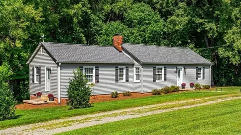 1913 Beeson Rd, Kernersville, NC 27284