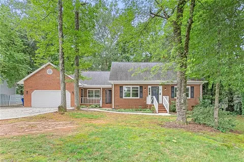 103 Travis Ln, Gibsonville, NC 27249