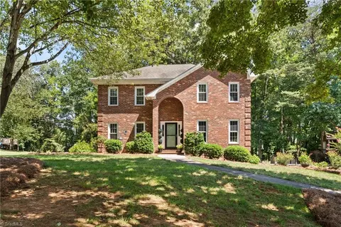 321 Saddlebrook Cir, Lewisville, NC 27023