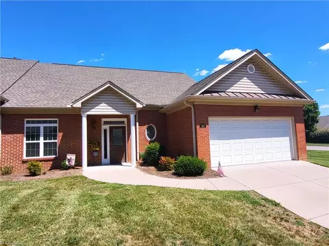 397 Northbridge Dr, High Point, NC 27265