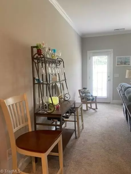 Entry Way - 397 Northbridge Dr, High Point, NC 27265 photo 4 of 7