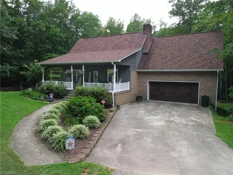 4062 Flat Shoals Rd, Germanton, NC 27019