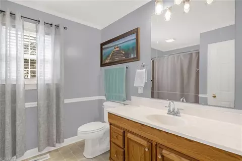 Bath - 712 Sunset Ave, Madison, NC 27025 photo 2 of 2