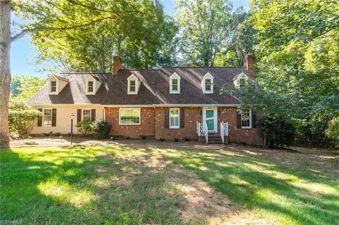 957 Bryansplace Rd, Winston Salem, NC 27104