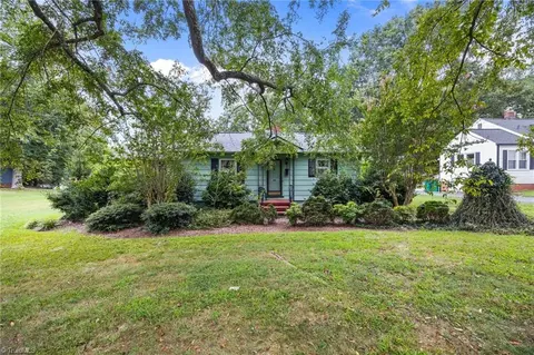 305 Market St N, Madison, NC 27025