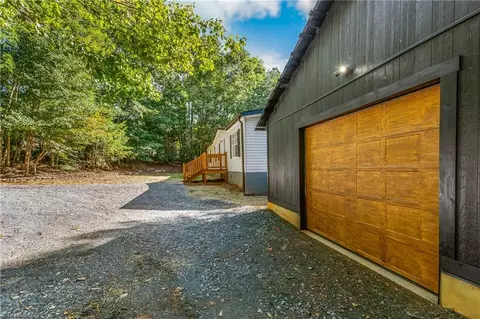 2376 Traphill Union Rd, Traphill, NC 28685 photo 4