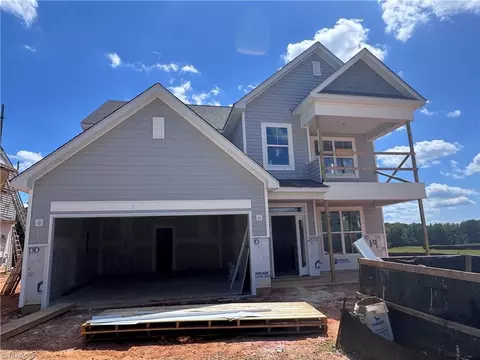 1997 Abbotts Vista Dr, Kernersville, NC 27284