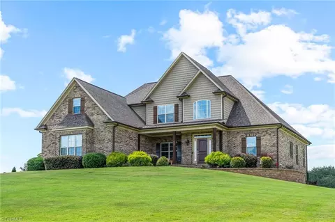 233 Elon Valley Dr, Winston Salem, NC 27107