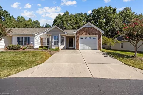 4334 Rocky Brook Ct, Greensboro, NC 27409