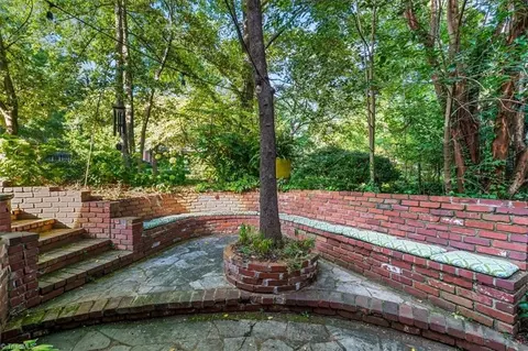 Exterior - 207 Hillcrest Dr, High Point, NC 27262 photo 6 of 6