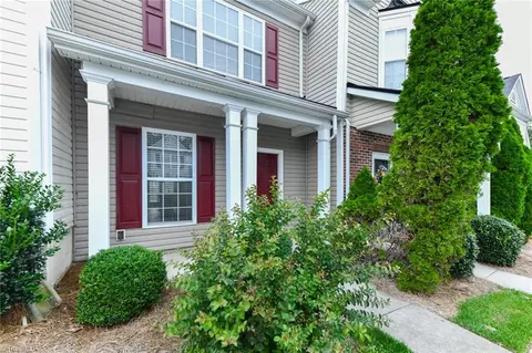 4006 Tarrant Trace Cir, High Point, NC 27265