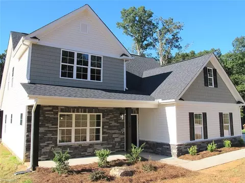 412 Bethesda Rd, Lexington, NC 27295