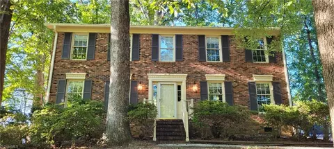 3003 Edgewater Dr, Greensboro, NC 27403