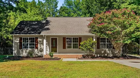309 Lake Dr, Archdale, NC 27263