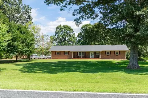 1494 Westmoreland Rd, King, NC 27021
