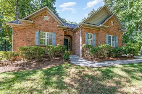 5240 Ashlyn Dr, Winston Salem, NC 27106