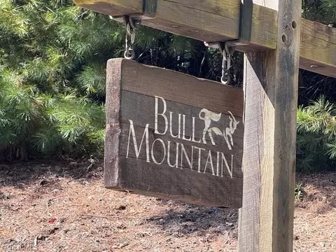 38 Mill Creek Ct, Millers Creek, NC 28651