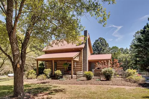 2227 Tot Hill Farm Rd, Asheboro, NC 27205