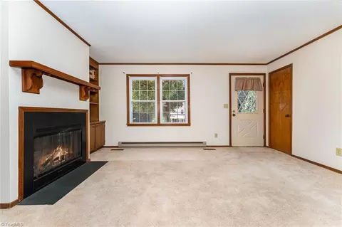 Living - 706 Roach St, Mayodan, NC 27027 photo 1 of 3