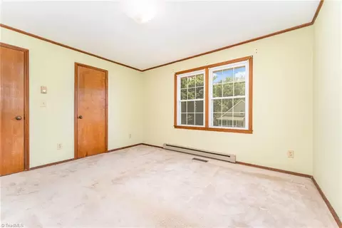 Bedroom - 706 Roach St, Mayodan, NC 27027 photo 3 of 4