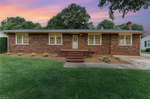 706 Roach St, Mayodan, NC 27027