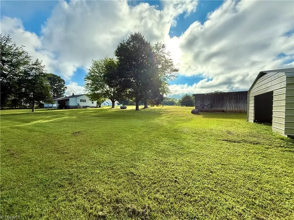 Exterior - 4221 Nc Highway 135, Stoneville, NC 27048 photo 7 of 8