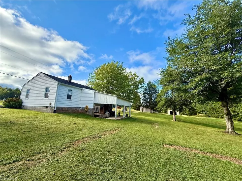 Exterior - 4221 Nc Highway 135, Stoneville, NC 27048 photo 4 of 8