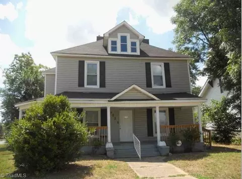702 Park St, High Point, NC 27260