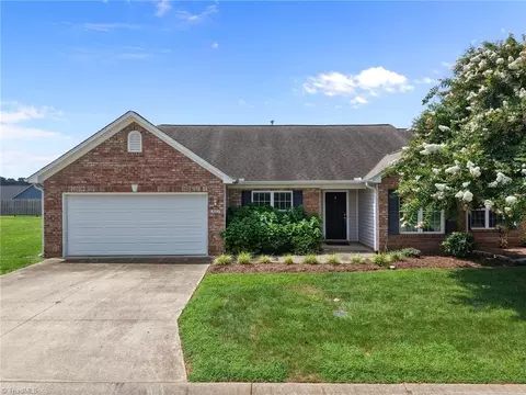 2002 Guinness Dr, Graham, NC 27253
