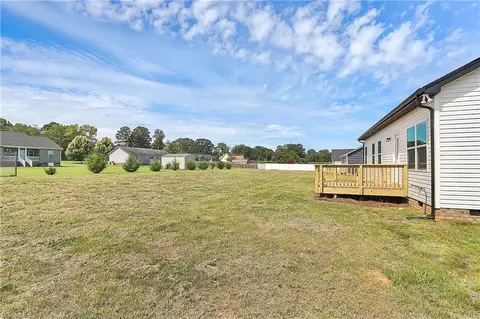 143 Tranquility Ln, Harmony, NC 28634 photo 25