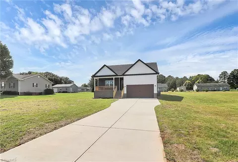 143 Tranquility Ln, Harmony, NC 28634 photo 31