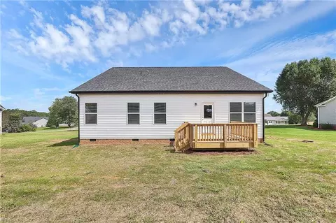 143 Tranquility Ln, Harmony, NC 28634 photo 28