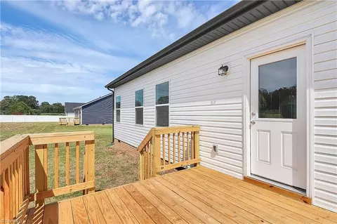 143 Tranquility Ln, Harmony, NC 28634 photo 34