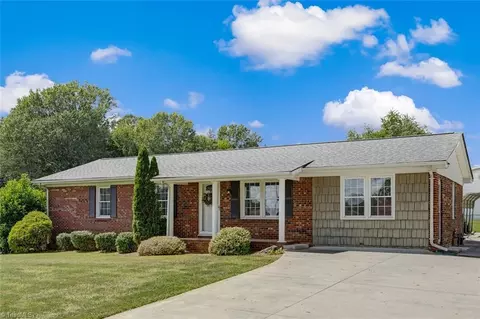 122 Legrande Dr, Eden, NC 27288