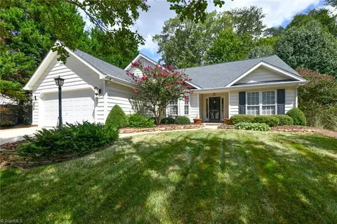 5304 Brookstead Dr, Summerfield, NC 27358