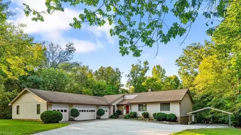 5829 Thacker Dairy Rd, Whitsett, NC 27377