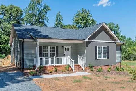 4317 Timber Lea Ln, Ramseur, NC 27316