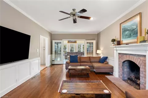 Living - 8061 Glengarriff Rd, Clemmons, NC 27012 photo 4 of 4