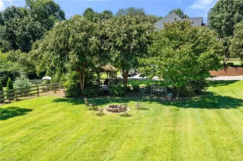 Exterior - 8061 Glengarriff Rd, Clemmons, NC 27012 photo 7 of 11