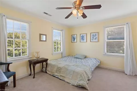Bedroom - 8061 Glengarriff Rd, Clemmons, NC 27012 photo 4 of 5